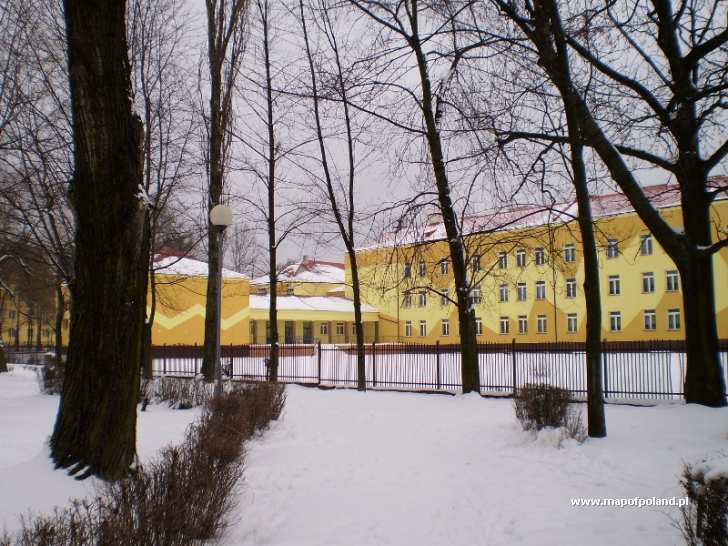 Szkoła Podstawowa nr 9 w Starachowicach - Starachowice
