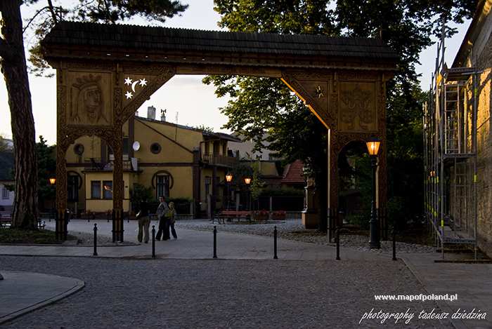 Brama Papieska - Stary Sącz