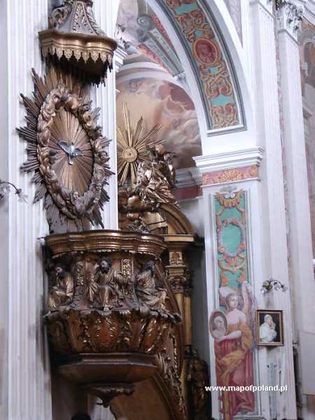 Ambona w kościele Jezuitów - Piotrków Trybunalski