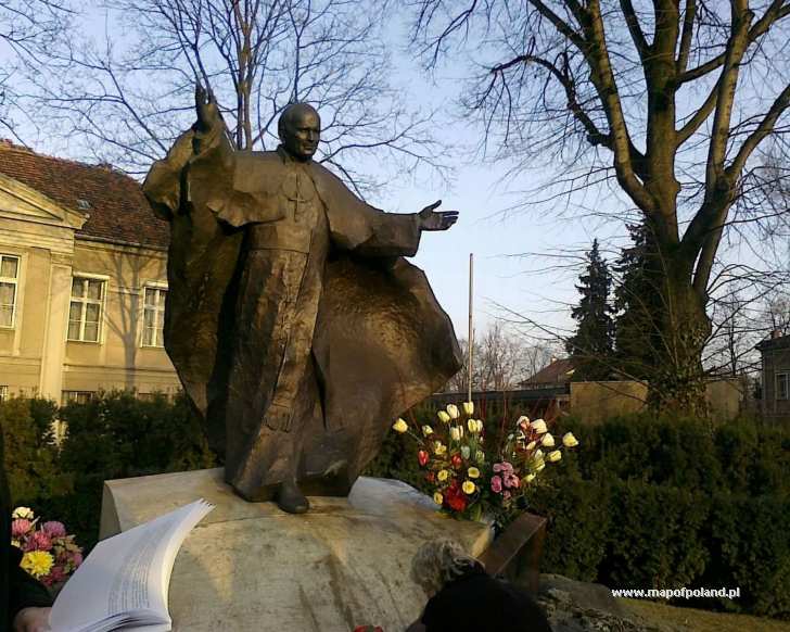 Pomnik Jana Pawła II - Poznań