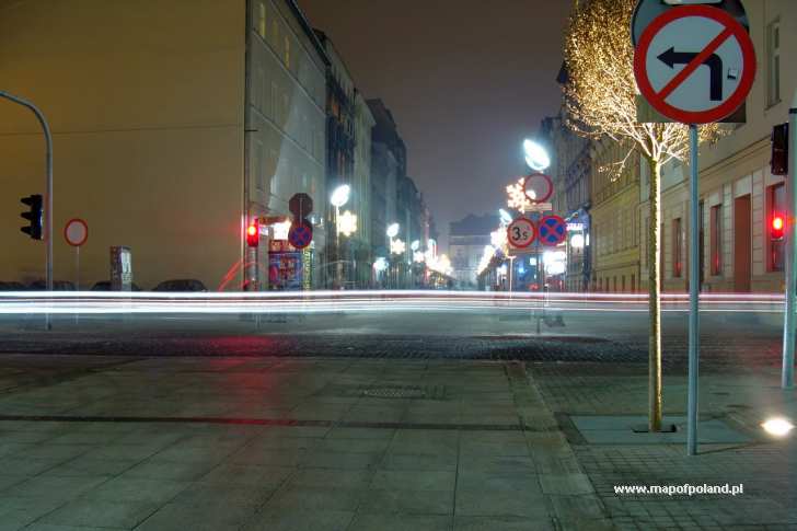 Ulica Mariacka nocą